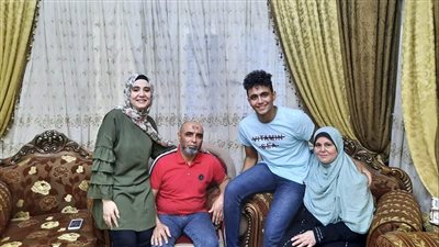 الأول على مدارس 