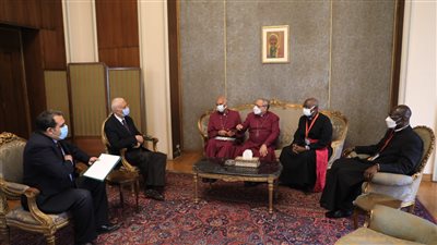 مطرانا الأسقفية يلتقيا نائب وزير الخارجية وممثلين عن مؤتمر مجلس الكنائس الإفريقية