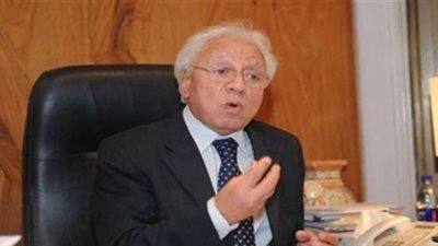 د. شوقى السيد: القوانين لا تسائل الطبيب عن الخطأ المهنى غير الجسيم ومطلوب تغيير التشريعات ( حوار )