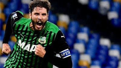 رسميا.. يوفنتوس يعلن عن التعاقد مع لوكاتيلي