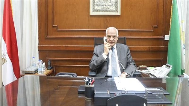 محافظ الجيزة يهنئ