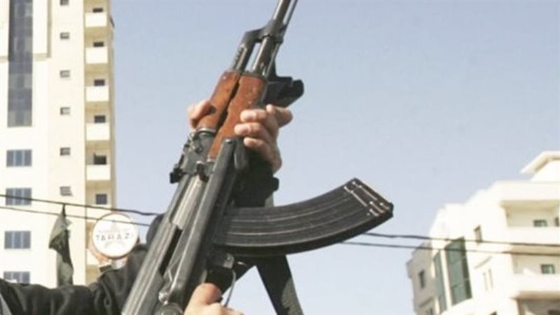 مقتل شقيقين في تبادل