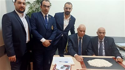 ضبط ٤٠٠٠ قرص كبتاجون بحوزة فلسطيني بمطار القاهرة
