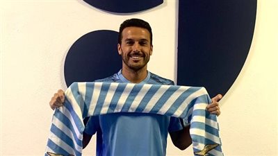 رسميا.. بيدرو ينتقل من روما إلى لاتسيو الإيطالي