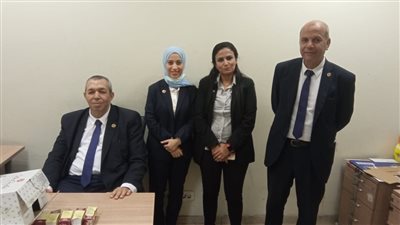 ضبط مخدرات داخل 7 زجاجات بمطار القاهرة