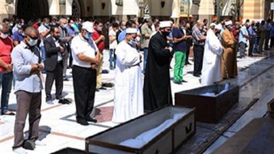 المكان الصحيح لوقوف الإمام في صلاة الجنازة 