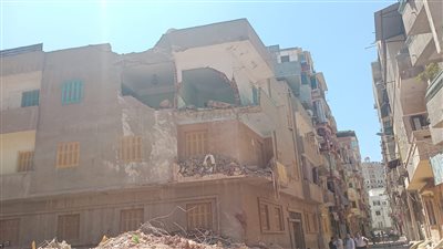 انتشال جثة جديدة في انهيار عقار دمنهور