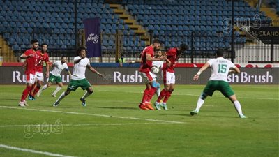 الأهلي يواصل تقدمه على المصري 2/3 بعد مرور 70 دقيقة