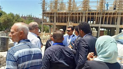 أعضاء برلمان الشباب بسوهاج يتفقدون مشروعات «حياة كريمة» بدار السلام