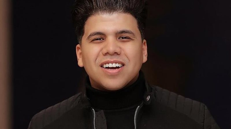 الفنان عمر كمال