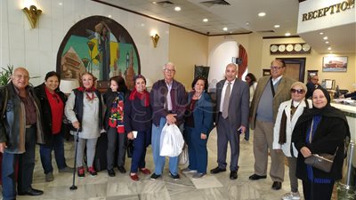 الرواد من نادي الجزيرة بالقاهرة يدلون بأصواتهم ببورسعيد (فيديو)