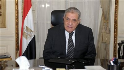 محلب يلتقي وزير المالية لبحث الموازنة العامة للدولة قبل إعلانها