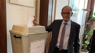 علماء مصر بالخارج يصوتون على تعديلات الدستور (صور)