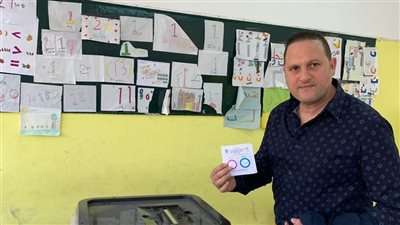 عماد زيادة يدلي بصوته في الاستفتاء على التعديلات الدستورية (صور)