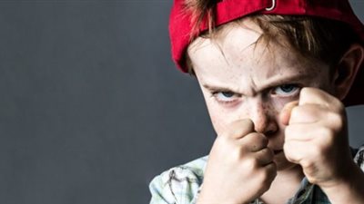 الحنية والدلع روشتة التعامل مع طفلك العنيف