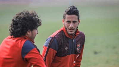 رمضان صبحى يطير إلى ألمانيا لتلقى العلاج