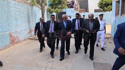 محافظ الجيزة يتفقد لجان الاستفتاء على التعديلات الدستورية بالهرم