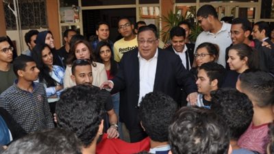 رئيس جامعة حلوان يدعو الطلاب للمشاركة في الاستفتاء على التعديلات الدستورية