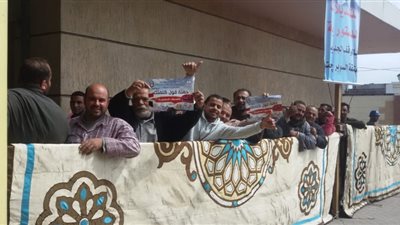 إقبال كثيف بلجنة الموقف الجديد للمغتربين في الإسكندرية (صور)