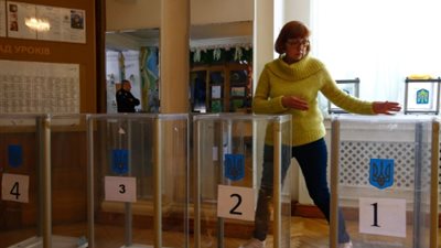 أوكرانيا تشهد اليوم الجولة الثانية من الانتخابات الرئاسية