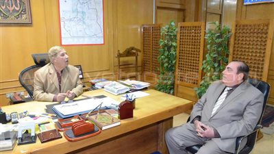 بالصور.. محافظ الإسماعيلية يستقبل مدير عام التنظيم والإدارة