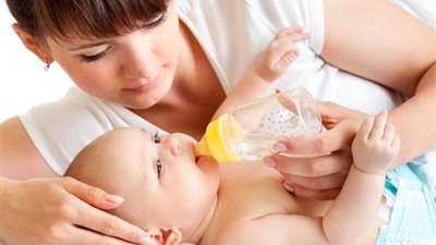 5 نصائح لوقاية طفلك من الإصابة بالجفاف