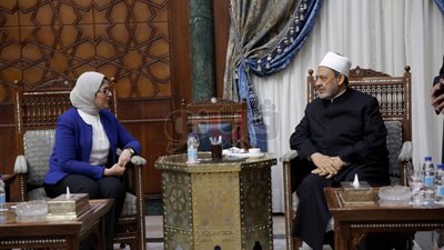 شيخ الأزهر: أشعر بمعاناة الفقراء وأحرص على التواصل معهم