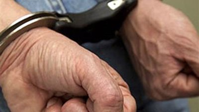 إحالة 3 أشخاص بتهمة السرقة بالإكراه في مدينة نصر للجنايات