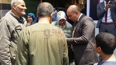 برلماني يساعد المواطنين على معرفة اللجان بـ