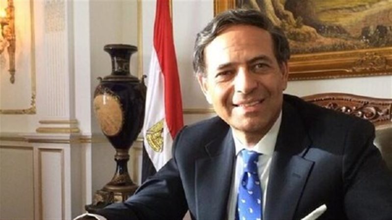 الفنان ممدوح عبد