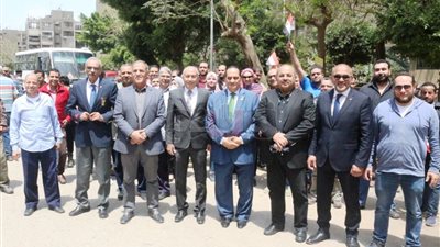 وفد اللجنة الأوليمبية والاتحادات يدلون بأصواتهم في الاستفتاء