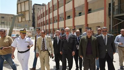 محافظ الجيزة يتفقد لجان الاستفتاء على التعديلات الدستورية بالوراق