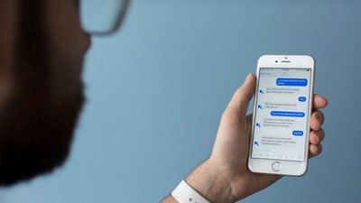 «فيس بوك» تساعد الشركات على تأسيس «ماسنجر» خاص بها