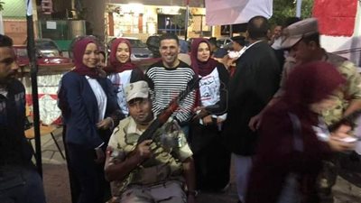 خالد الغندور يدلي بصوته في الاستفتاء على التعديلات الدستورية