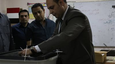 غلق لجان التصويت في اليوم الثاني من الاستفتاء على التعديلات الدستورية