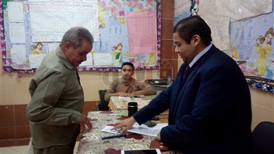 محافظ الوادي الجديد: 38.3% نسبة المشاركة بالاستفتاء على الدستور