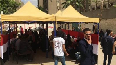 مصدر أمني: تكثيف أمني بمحيط مقار الاقتراع وانتظام الاستفتاء