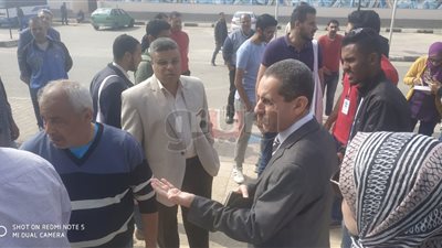وفود جامعة القناة تشارك في التصويت على التعديلات الدستورية