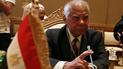 سفير المجر بالقاهرة يطالب بإيجاد حل يتبني التوجه الديمقراطي في مصر