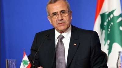 الرئيس سليمان يدعو اللبنانيين لوقف التدخل في الأزمة السورية