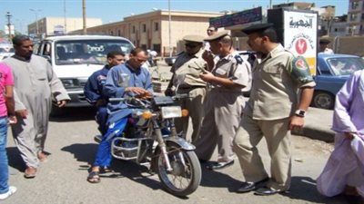 تحرير 464 مخالفة مرورية وتموينية بسوهاج