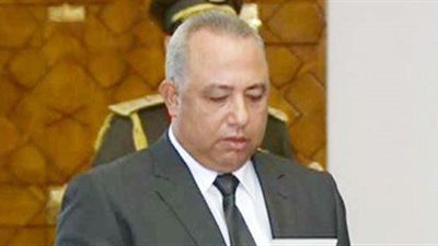 ‫محافظ الشرقية‬ يُهنئ الأقباط بأعياد الميلاد