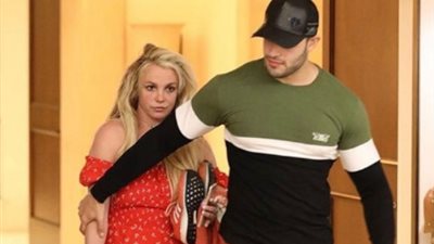 بريتني سبيرز تخرج من المصحة النفسية لقضاء عيد الفصح