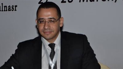 «عمرو حسن»: نصائح لإنجاب أطفال أصحاء خالين من العيوب الخلقية