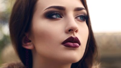 5 خطوات لتطبيق «ألوان الشفاة الداكن» كالمحترفات