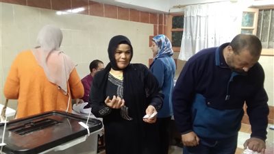 إقبال كثيف على لجان الاستفتاء بالإسكندرية في اللحظات الأخيرة (صور وفيديو)