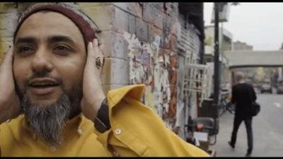 بالفيديو.. إذاعة أذان الفجر بالقناة الرابعة البريطانية في رمضان