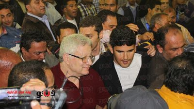 بالصور.. مرتضى يصل لنادي الزمالك وأنصاره يستقبلونه بـ