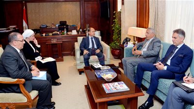 نصار: افتتاح أكبر مصنع لفرز وتعبئة وتغليف التمور بالوادي الجديد.. قريبا