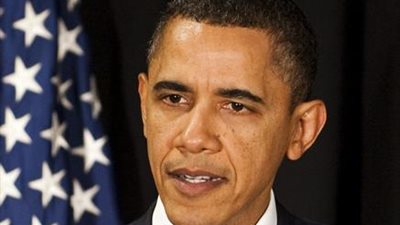 أوباما يحث بوتين في اتصال هاتفي على سحب قواته من على الحدود الأوكرانية